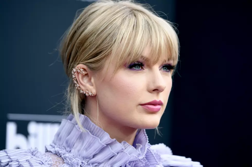 Taylor Swift’s New Merch Has a Hilarious Typo