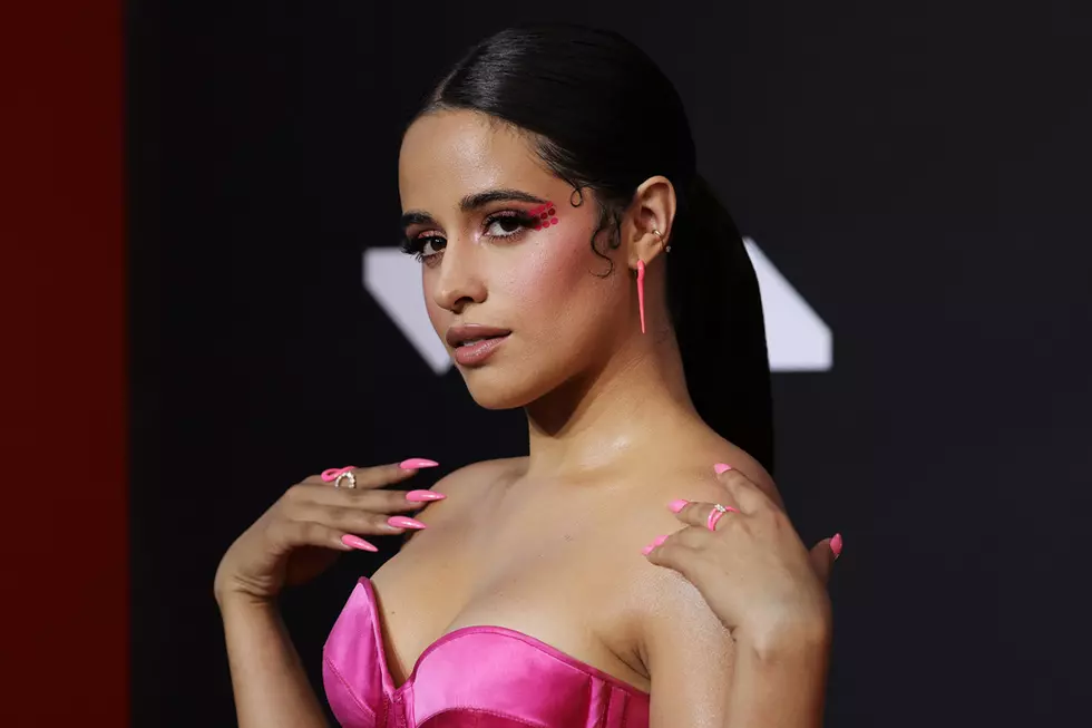 Camila Cabello Debuts Mint Green Hair Following Shawn Mendes Split